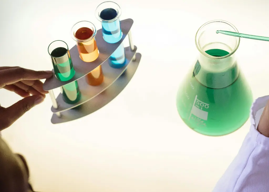 TALLERES DE CIENCIA: Química