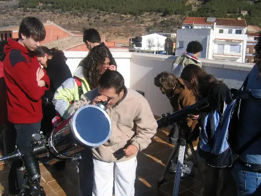 Observación Telescópica diurna-nocturna